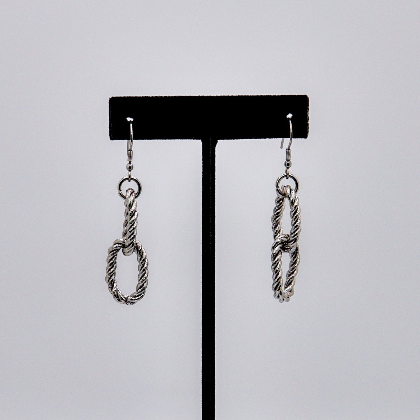 Cora Dangle Earrings