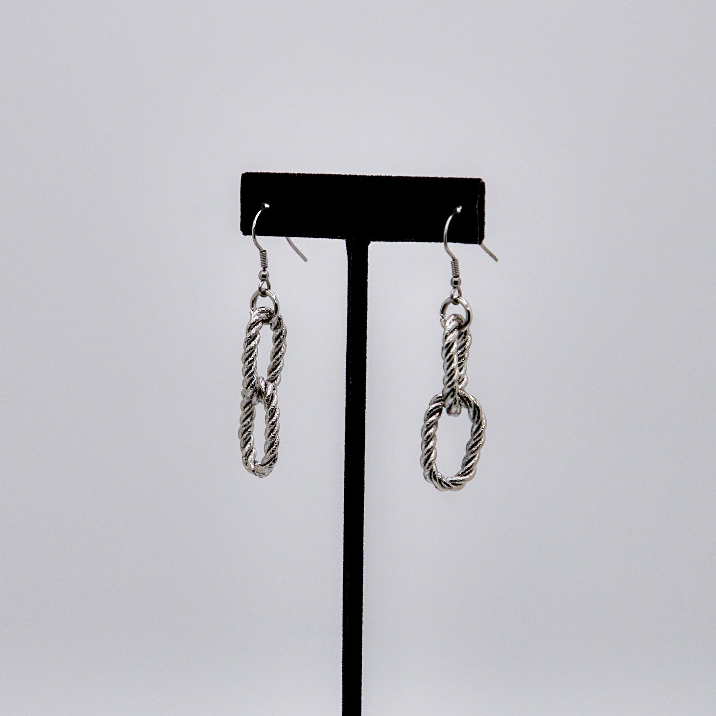 Cora Dangle Earrings